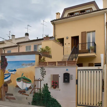 Lo Squero And Apartment Fano